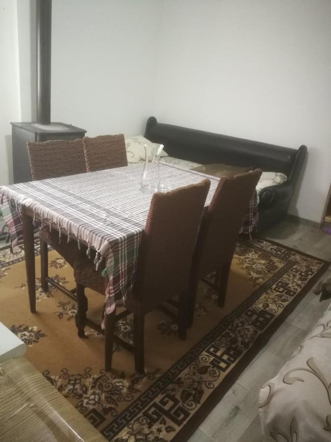 Odmaraliste Vlasko Zdrelo Pirot Bagian luar foto