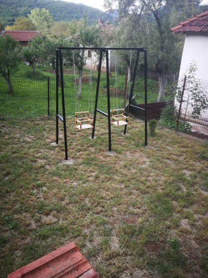 Odmaraliste Vlasko Zdrelo Pirot Bagian luar foto